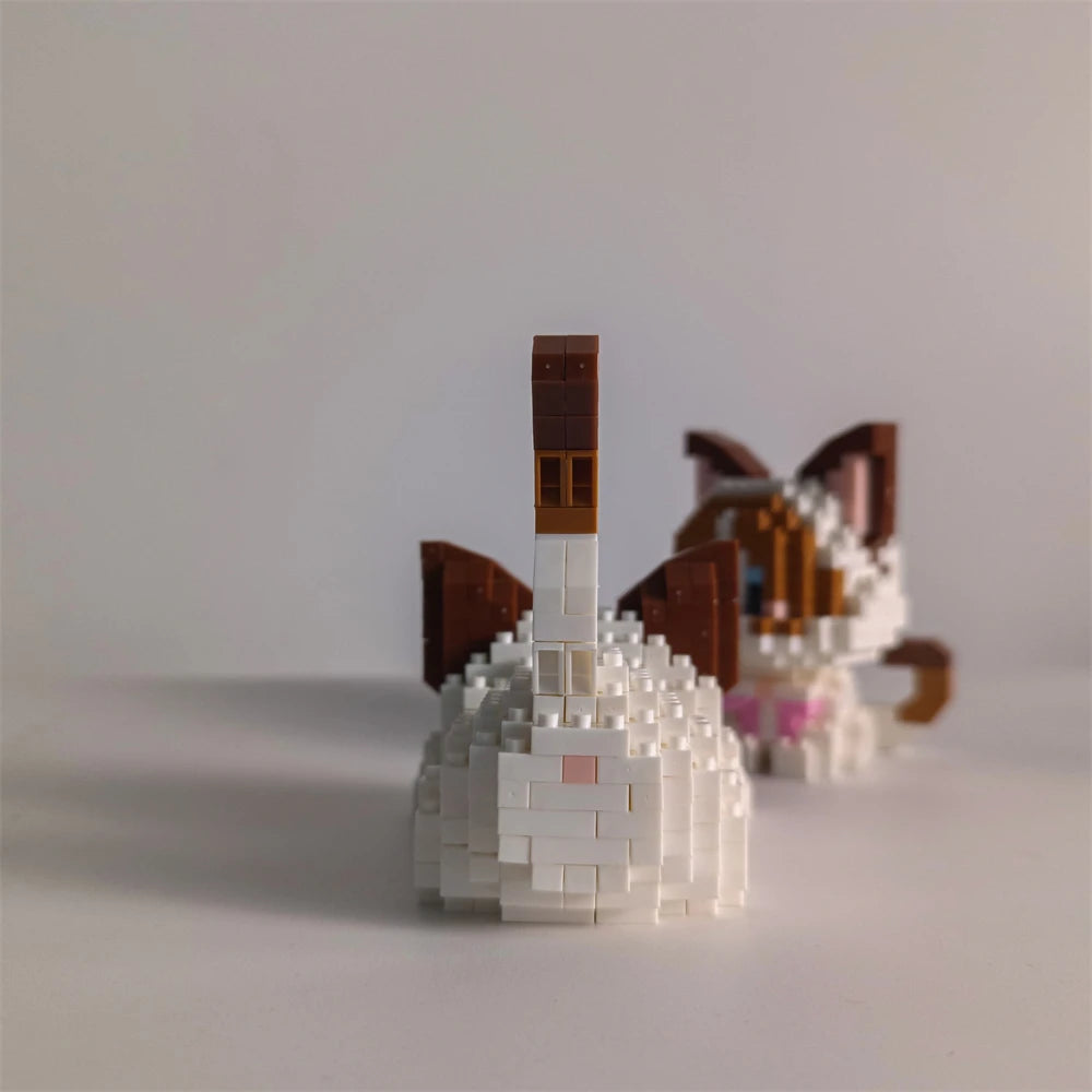 Knew Built 2 Different Styles Cute Cat Micro Mini Building Blocks Toys Set Cat Models Patterns Perfect Collectible for Pet Lover 2 Set Pink Cat Block